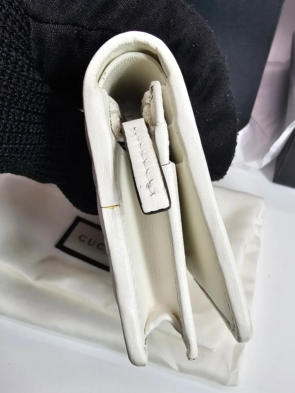 Gucci White Quilted Mini Wallet with Gold Accent - Picture 6 of 16